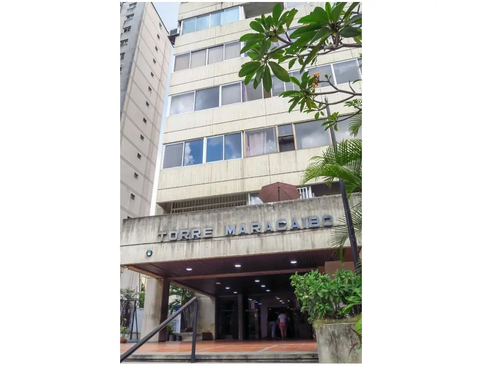 Consultorios en alquiler en Torre Maracaibo, Av. Libertador - 2