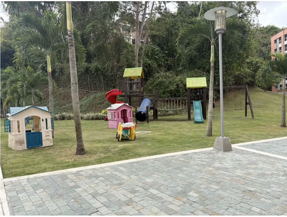 SE VENDE APARTAMENTO EN LA BOYERA 60 m2 - 10