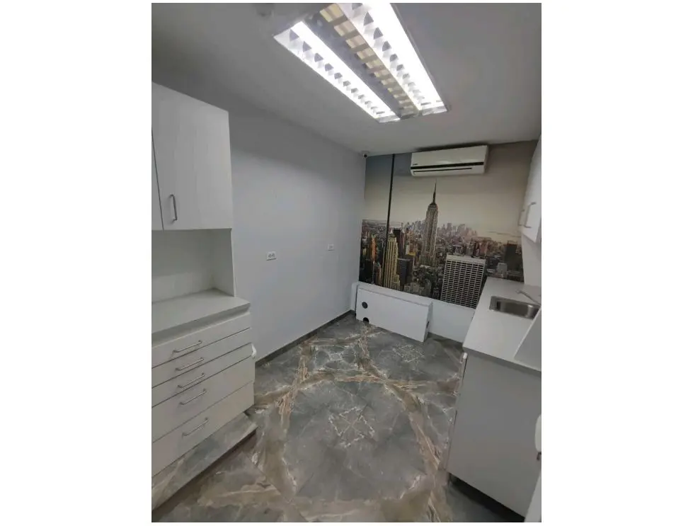 Vendo oficina 92m2 La Castellana 2869 - 13