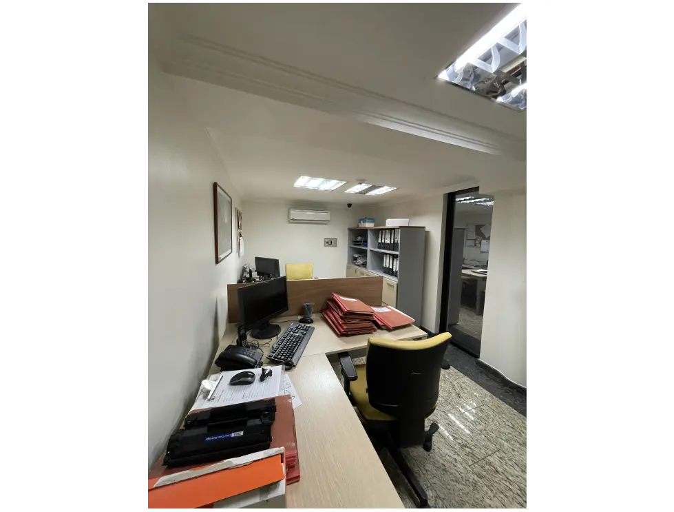 En venta edificio de 1490m2/10b/10p Los Chaguaramos - 27