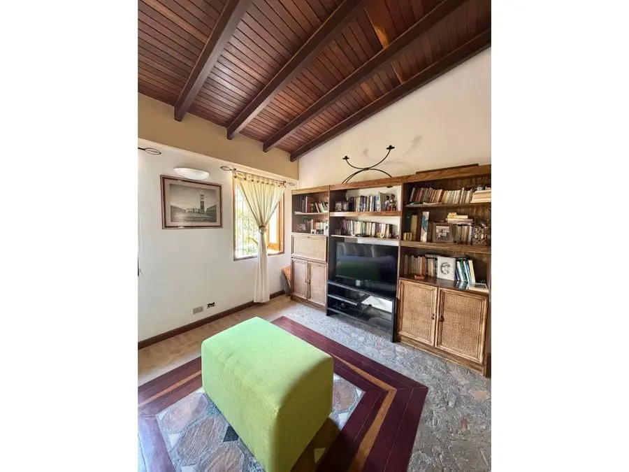 Casa en Venta con Jardin en Villas Parque Oripoto - 33