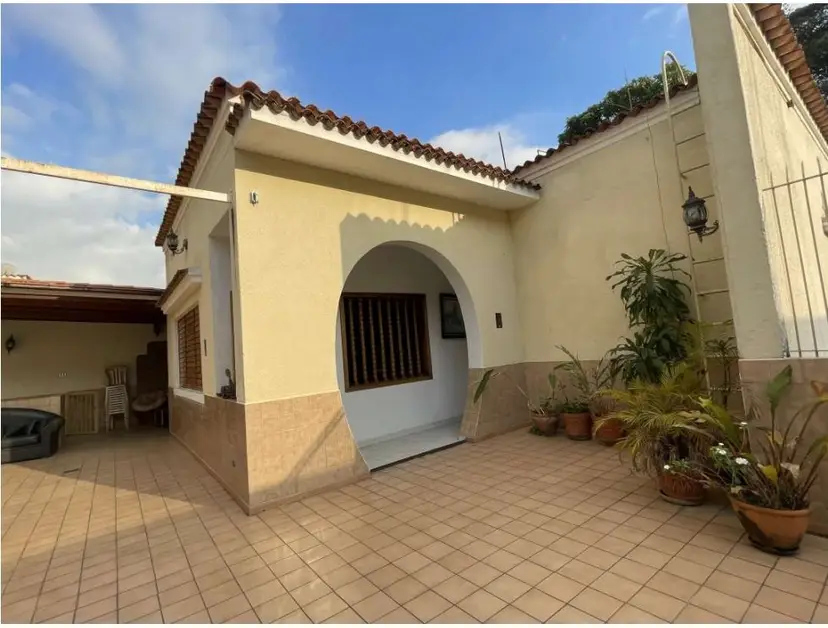 Casa en venta - Las Acacias