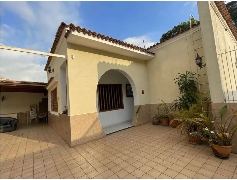 Casa en venta - Las Acacias