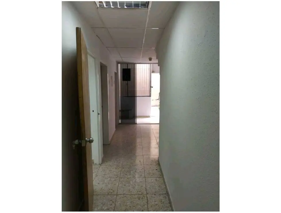 Vendo/alquilo edificio comercial 255m2 Chacao 9297 - 9