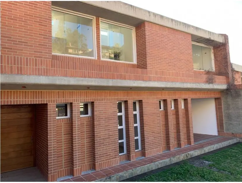 Se vende casa 600m2 4h+s/5b+s/5p Alto Hatillo