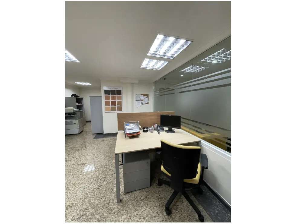 En venta edificio de 1490m2/10b/10p Los Chaguaramos - 16
