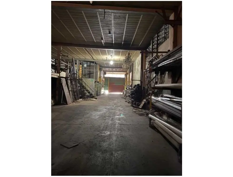 Vendo galpón industrial 442m2 El Cementerio 2087 - 6