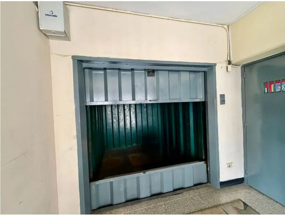 Se alquila / vende oficina + deposito 220m2 La Urbina - 5