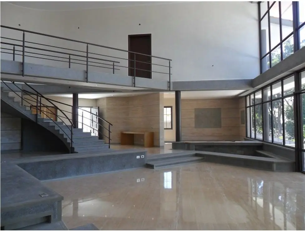 Se vende casa 1200m2 Monte Elena 4409