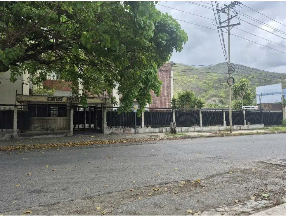 Vendo edificio industrial 7398m2 Guarenas 9744