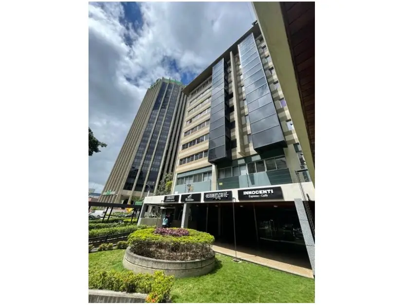 Se alquila Oficina 210m2 La Castellana
