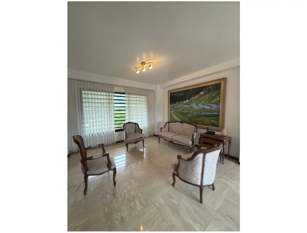 SE VENDE O ALQUILA PENTHOUSE DUPLEX EN LOS CHORROS - 2