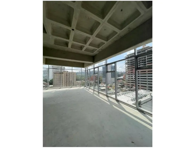 OFICINAS EN VENTA DESDE 130 M2 - URB. LAS MERCEDES