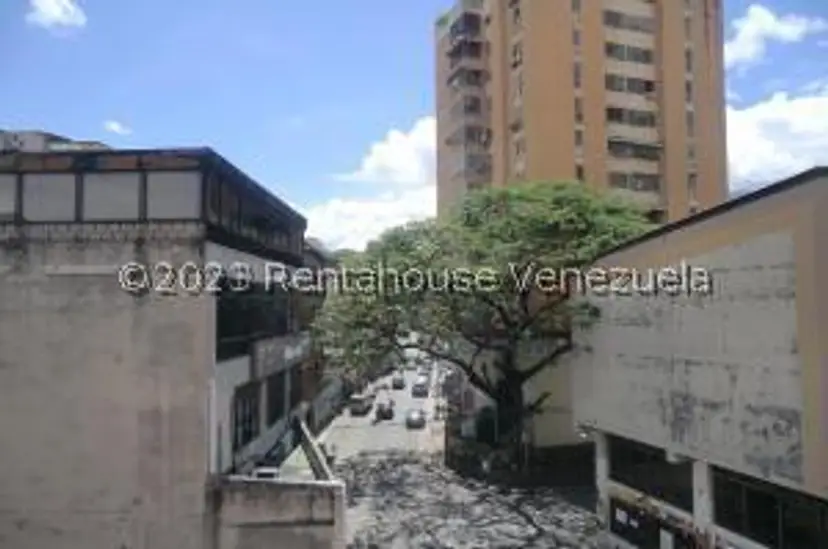 Comercial (Local Comercial) en Alquiler en Guarenas, Miranda