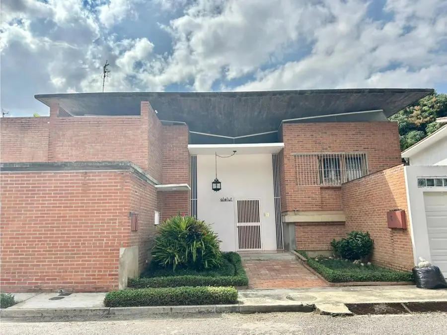 Se vende casa 500m² 5h+s/4b+s/3p Sebucan - 2