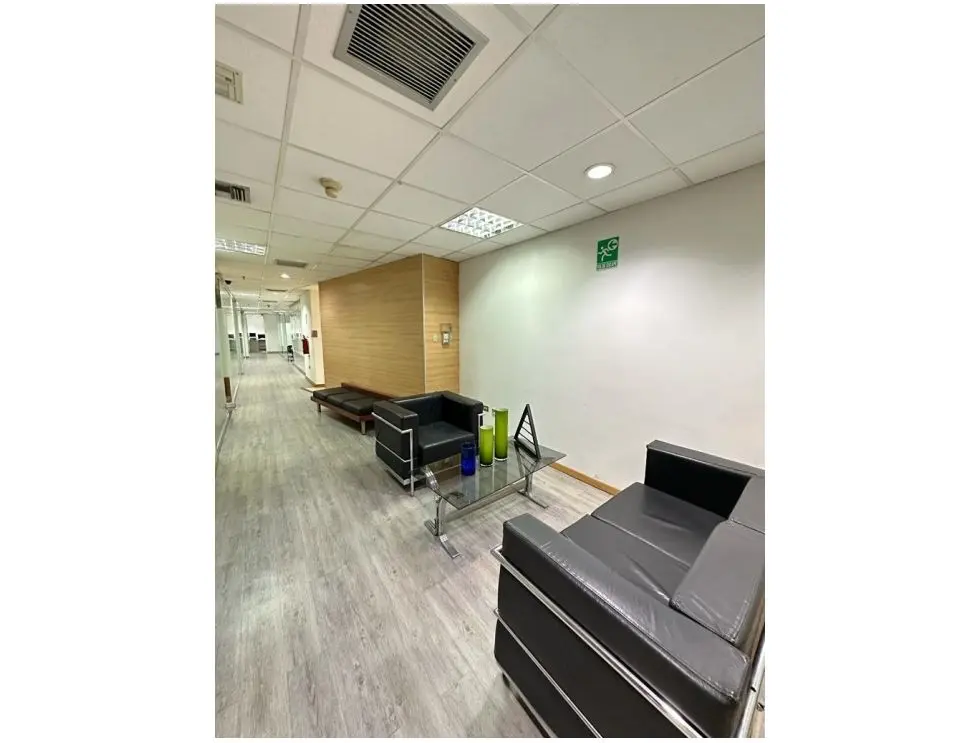 OFICINA EN ALQUILER 500 M2 - CHACAO - 2