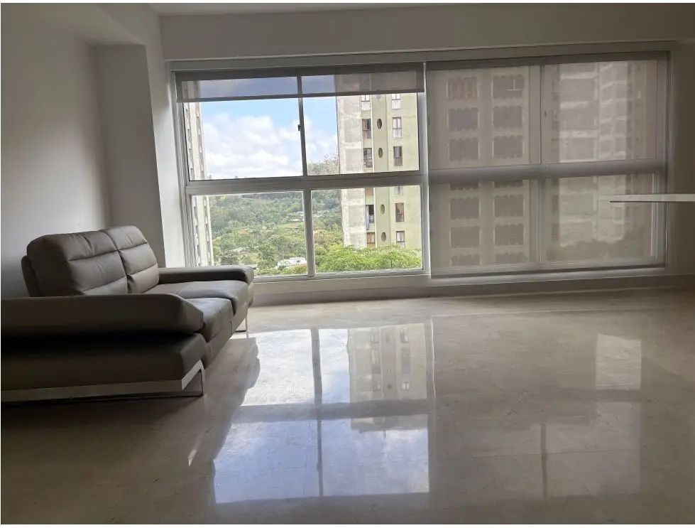 SE VENDE APARTAMENTO EN LA BOYERA 60 m2