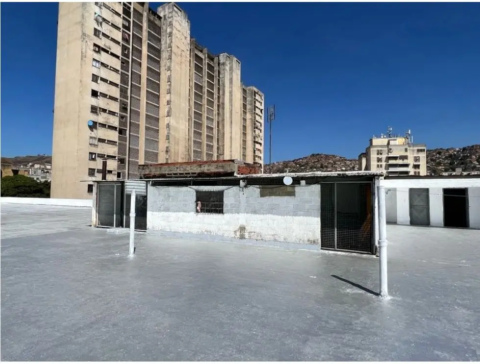 En Venta Galpon Edificio Industrial en San Martin. Libertador Caracas - 26