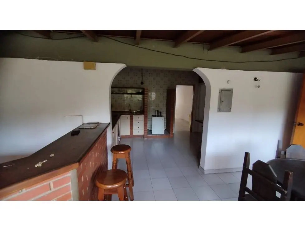 Alquilo anexo para showrrom 180m2 Terrazas del Club Hipico 8992 - 9