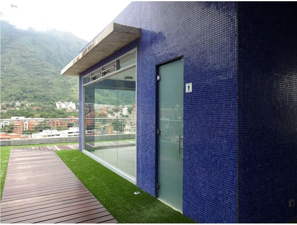 Se vende PH 192m2 3h+s/3b+s/3p Sebucan 8986