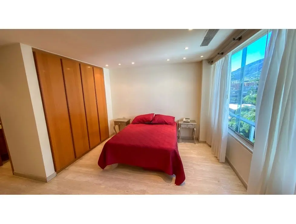 PENTHOUSE AMOBLADO DE LUJO EN LOS PALOS GRANDES TRIPLEX DE 660 M2 - 26