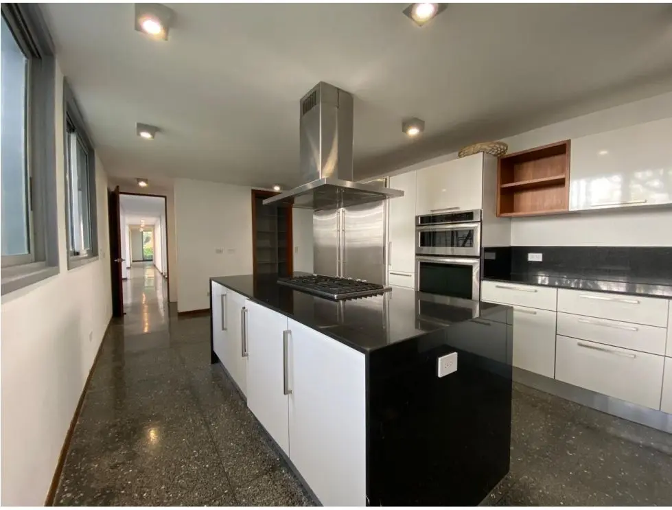 Se alquila casa 1000m² 8h/7b/4e Altamira - 13