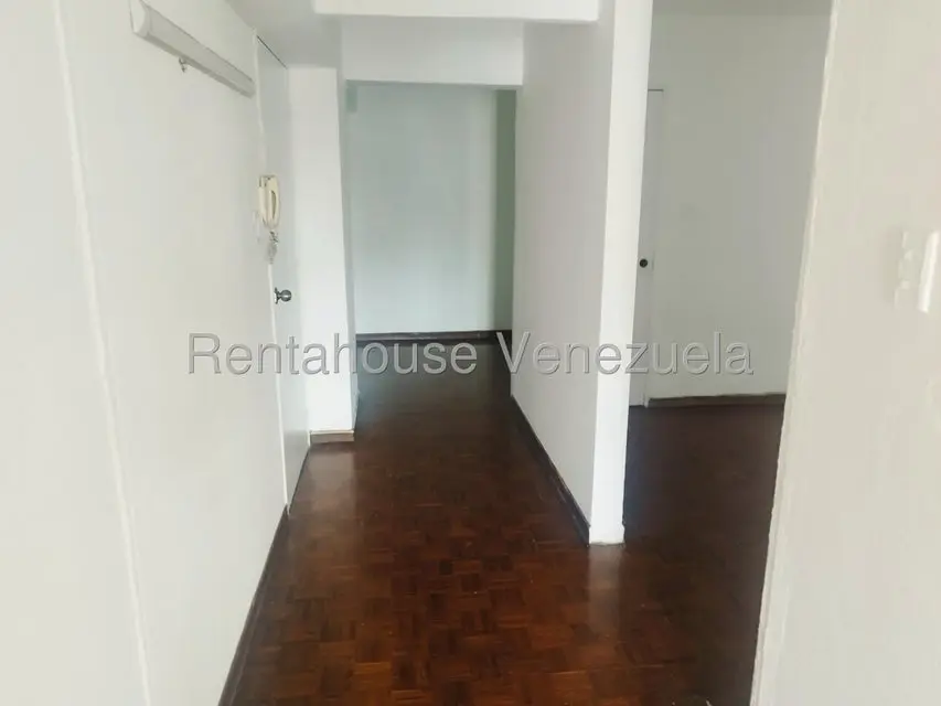Apartamento (1 Nivel) en Venta en Bello Monte, Distrito Metropolitano - 8