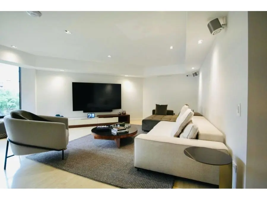 Se vende apartamento 223m2 3H+S/3.5B+S/3P Campo Alegre - 5