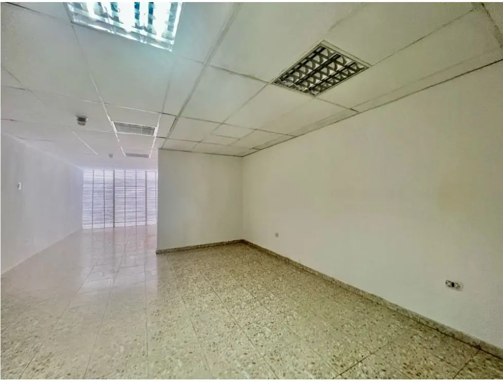 Se vende edificio + local 255m2 Chacao - 8