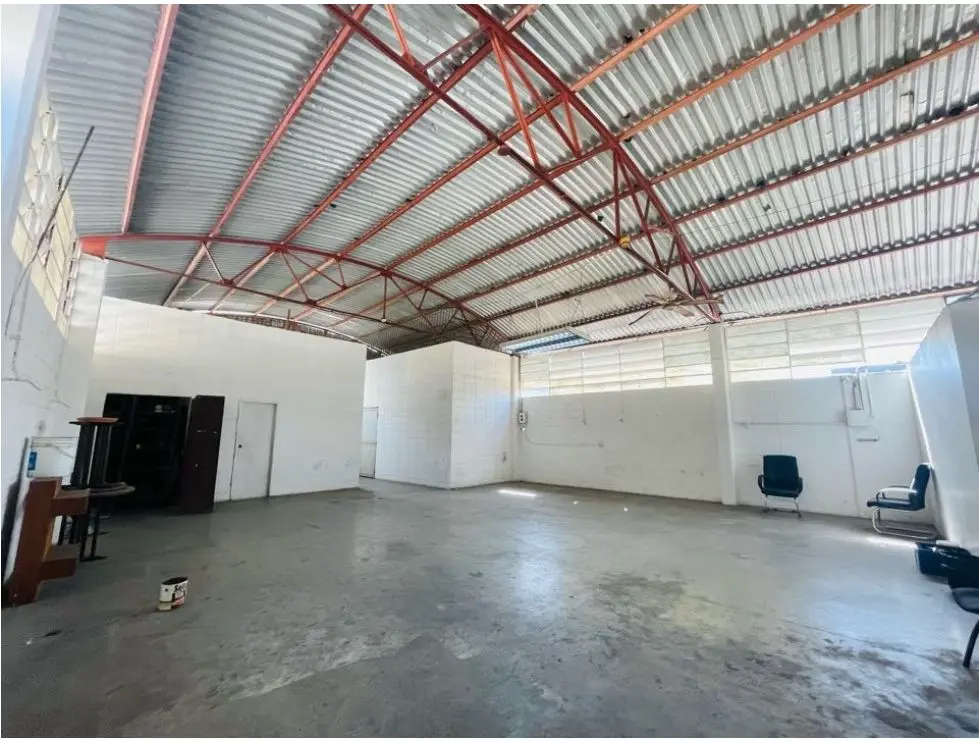 Se vende edificio industrial 2.857m2 Los Ruices 5216 - 6