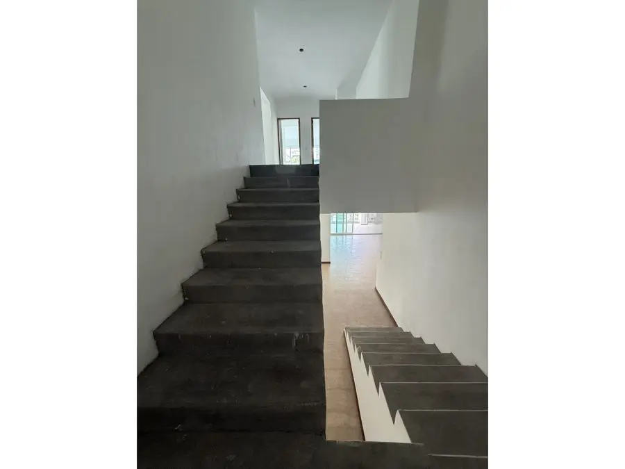PENT HOUSE EN VENTA 374 M2 - URB LOMAS DE LAS MERCEDES - 5