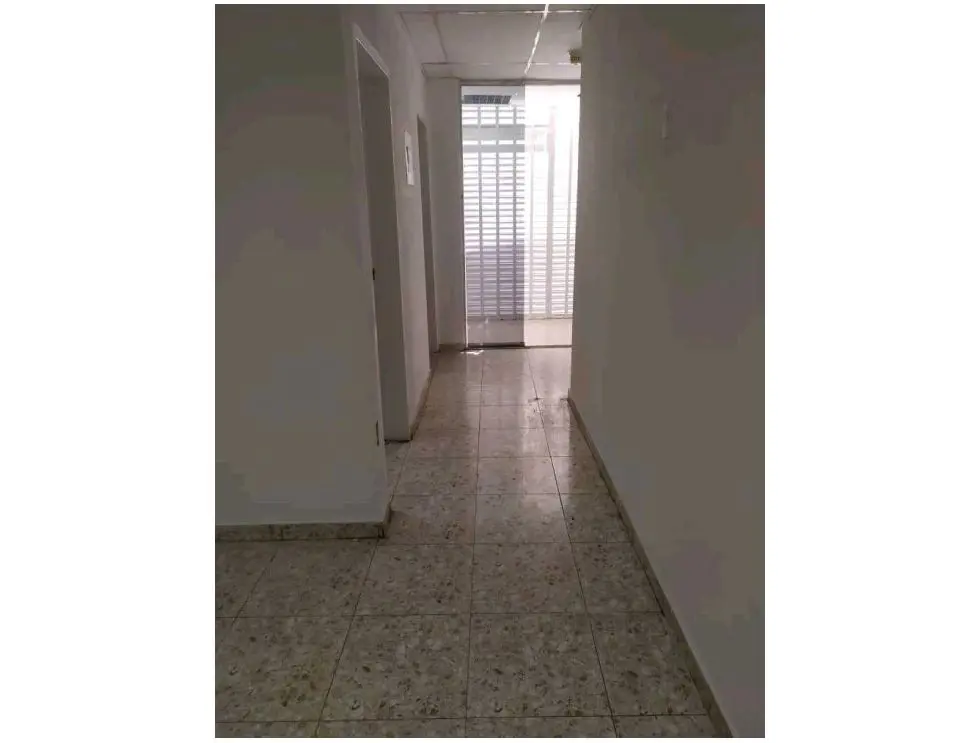 Vendo/alquilo edificio comercial 255m2 Chacao 9297 - 6