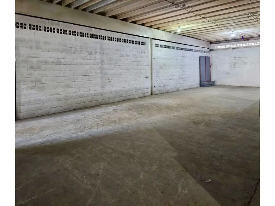 Vendo galpón industrial 3.900m2 Zona Industrial de Carrizal 4786 - 10