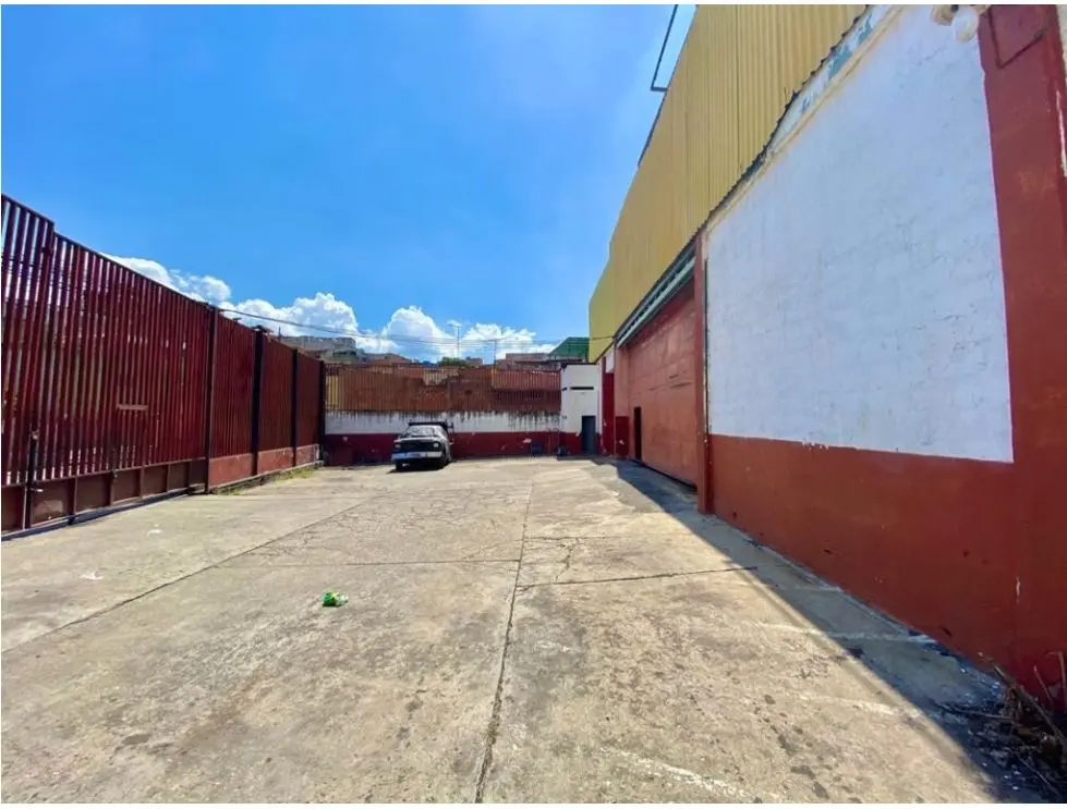 Se vende Galpon 3000m² en Catia - 8