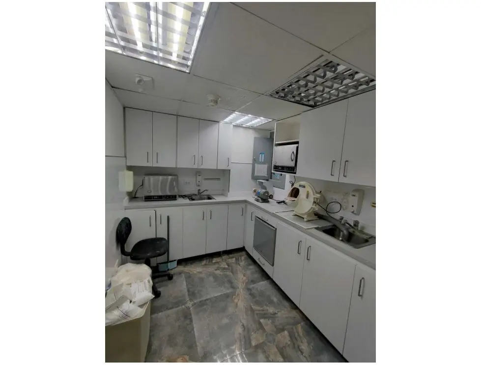Vendo oficina 92m2 La Castellana 2869 - 7
