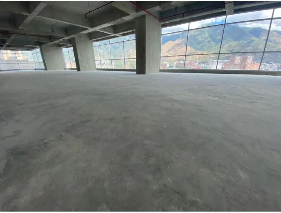 Se vende oficina 1600m2 Los Ruices 7135 - 7