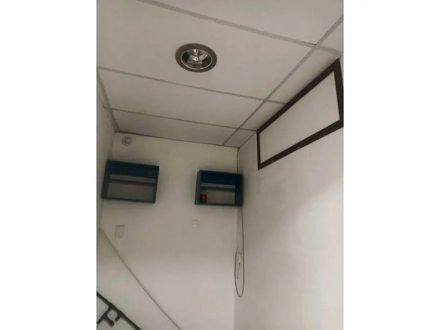 Se alquila oficina remodelada 30m2 Chacao 1167 - 5