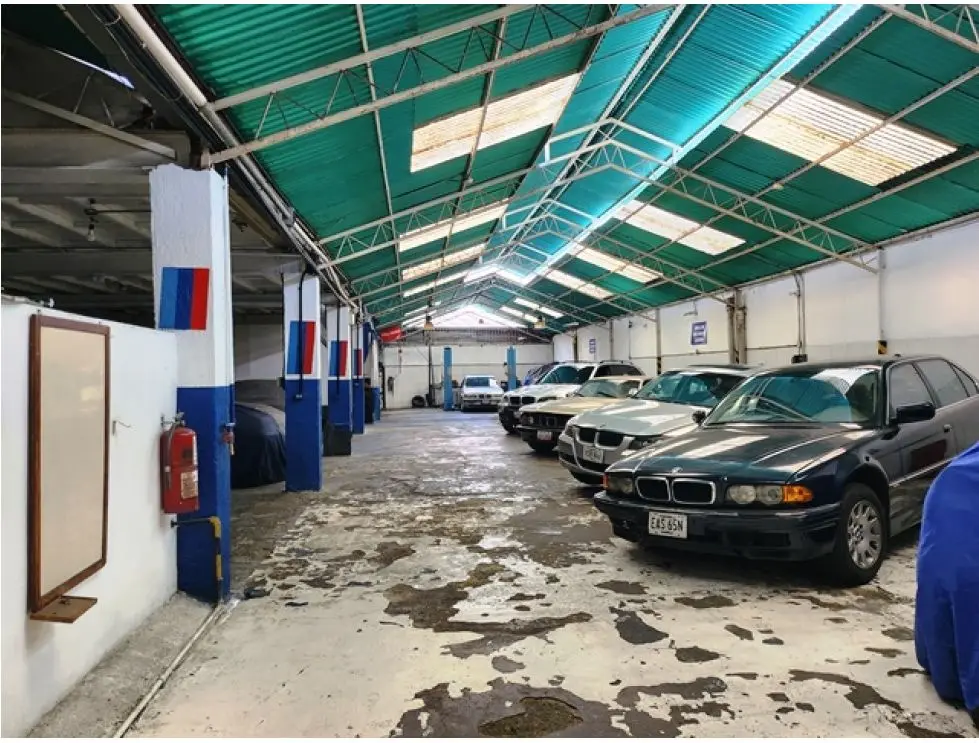 Vendo galpón/Fondo de Comercio 655m2 Los Ruices 5025 - 9
