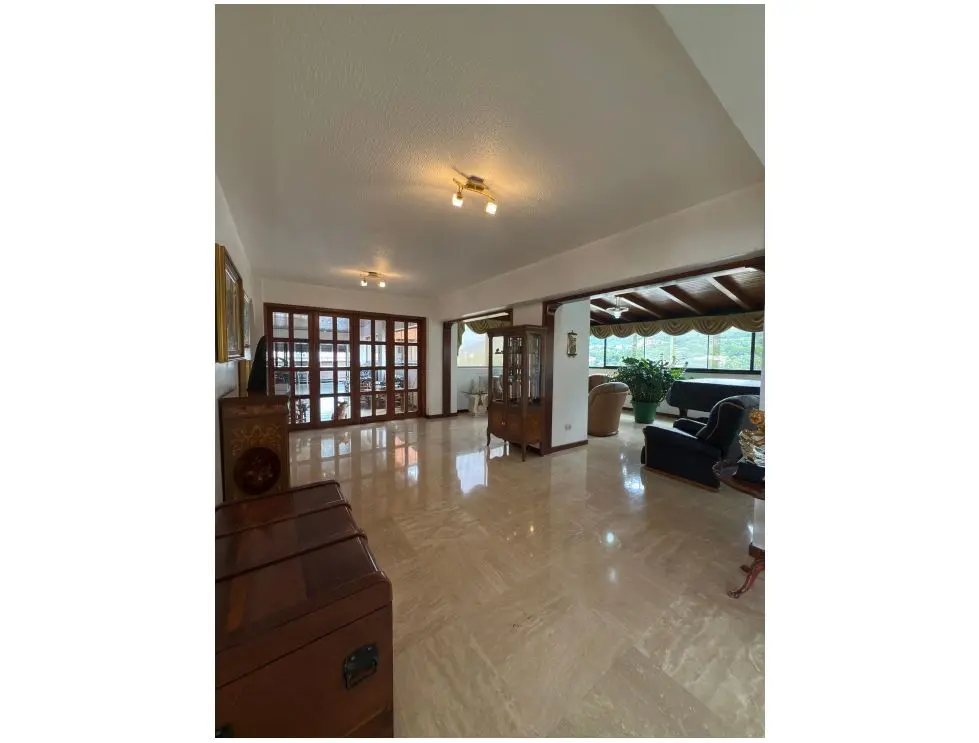 SE VENDE O ALQUILA PENTHOUSE DUPLEX EN LOS CHORROS - 4