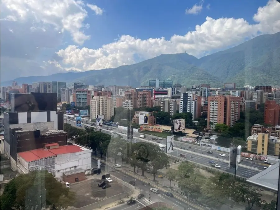VENTA DE APARTAMENTO DE LUJO 110m2, EN TORRE SKY PARK, LAS MERCEDES - 28