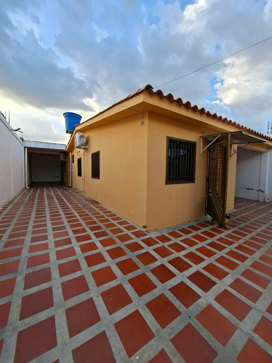 VENDO CASA EN SAN JOAQUIN, CARABOBO
