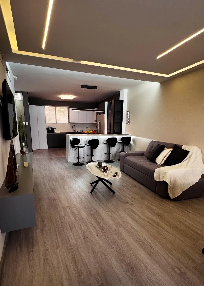 Hermoso Apartamento frente al Mar Resd. Costa de Plata Cerro el Morro Lechería  - 3