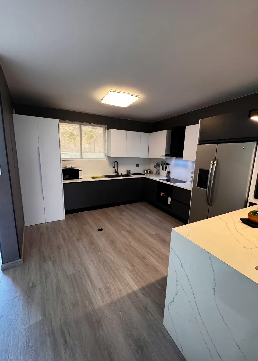 Hermoso Apartamento frente al Mar Resd. Costa de Plata Cerro el Morro Lechería  - 5