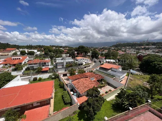 MAGNIFICA CASA EN VENTA EN CUMBRES DE CURUMO