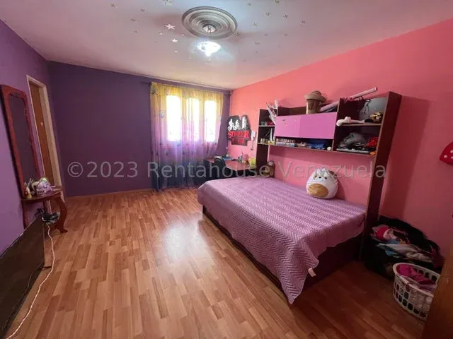 MAGNIFICA CASA EN VENTA EN CUMBRES DE CURUMO - 10