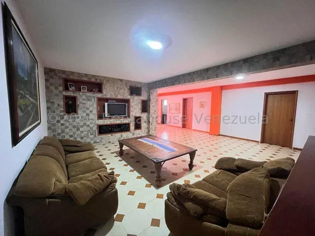 MAGNIFICA CASA EN VENTA EN CUMBRES DE CURUMO - 16