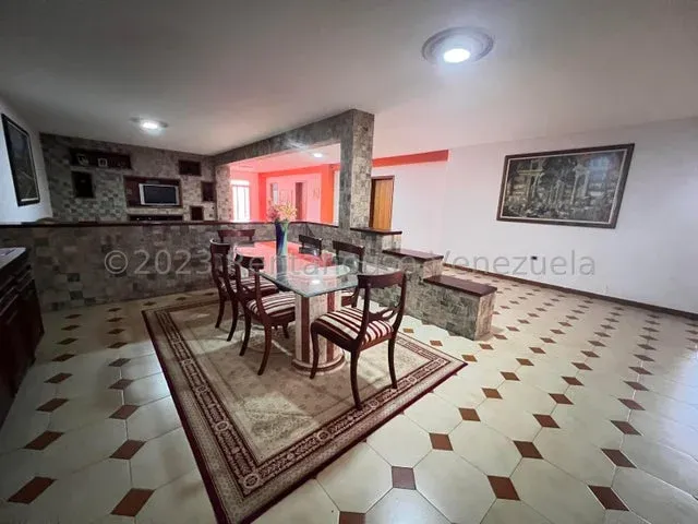 MAGNIFICA CASA EN VENTA EN CUMBRES DE CURUMO - 23