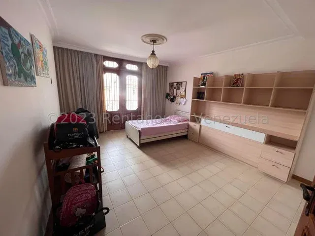MAGNIFICA CASA EN VENTA EN CUMBRES DE CURUMO - 32