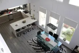 View 13