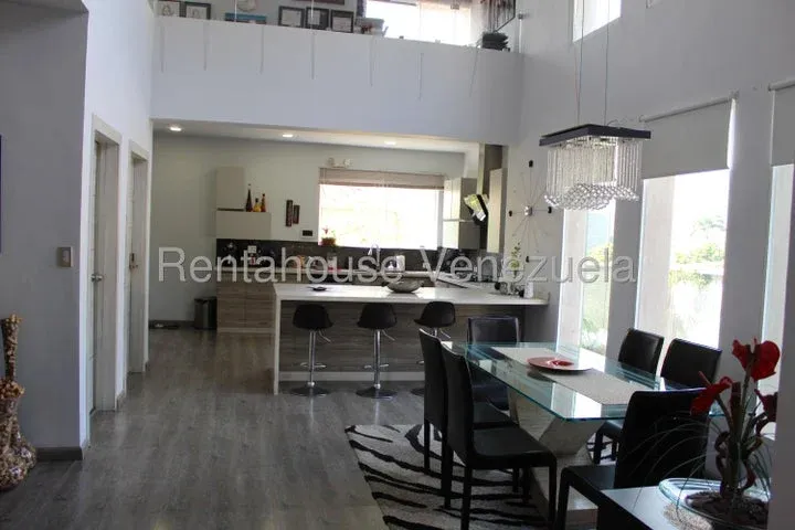 CASA EN VENTA AL PIE DELAVILA EN ALTAMIRA - 26